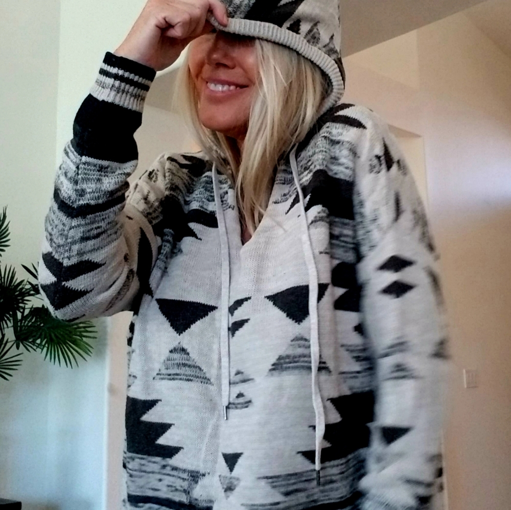 American Eagle cotton sweater